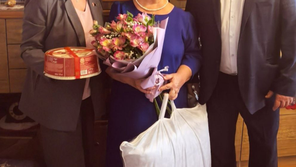  С благодарностью к старшему поколению: КУП «Слуцкое ЖКХ» поздравило ветеранов с Днём пожилого человека